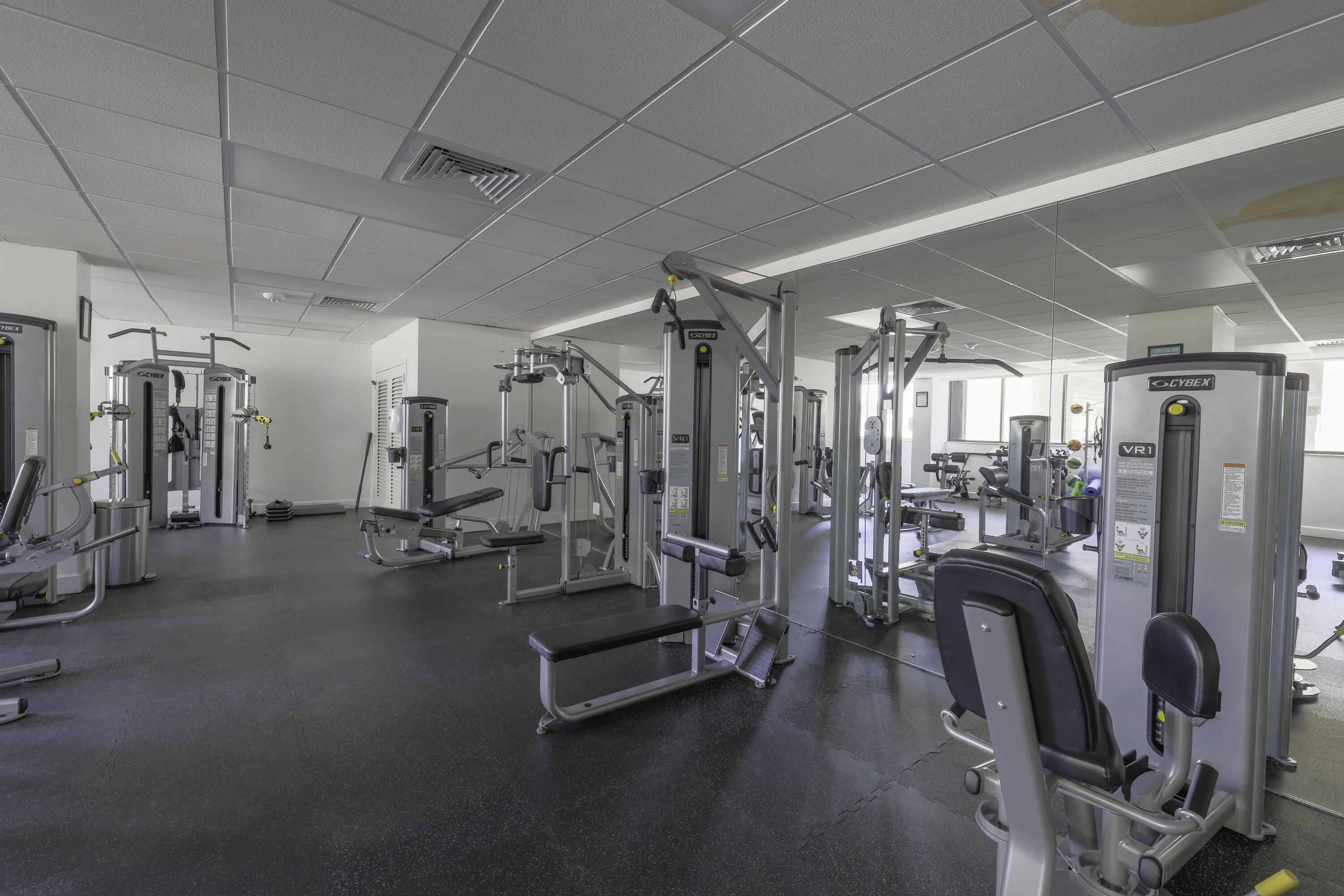 PALM BEACH HOUSE CONDO - Residential