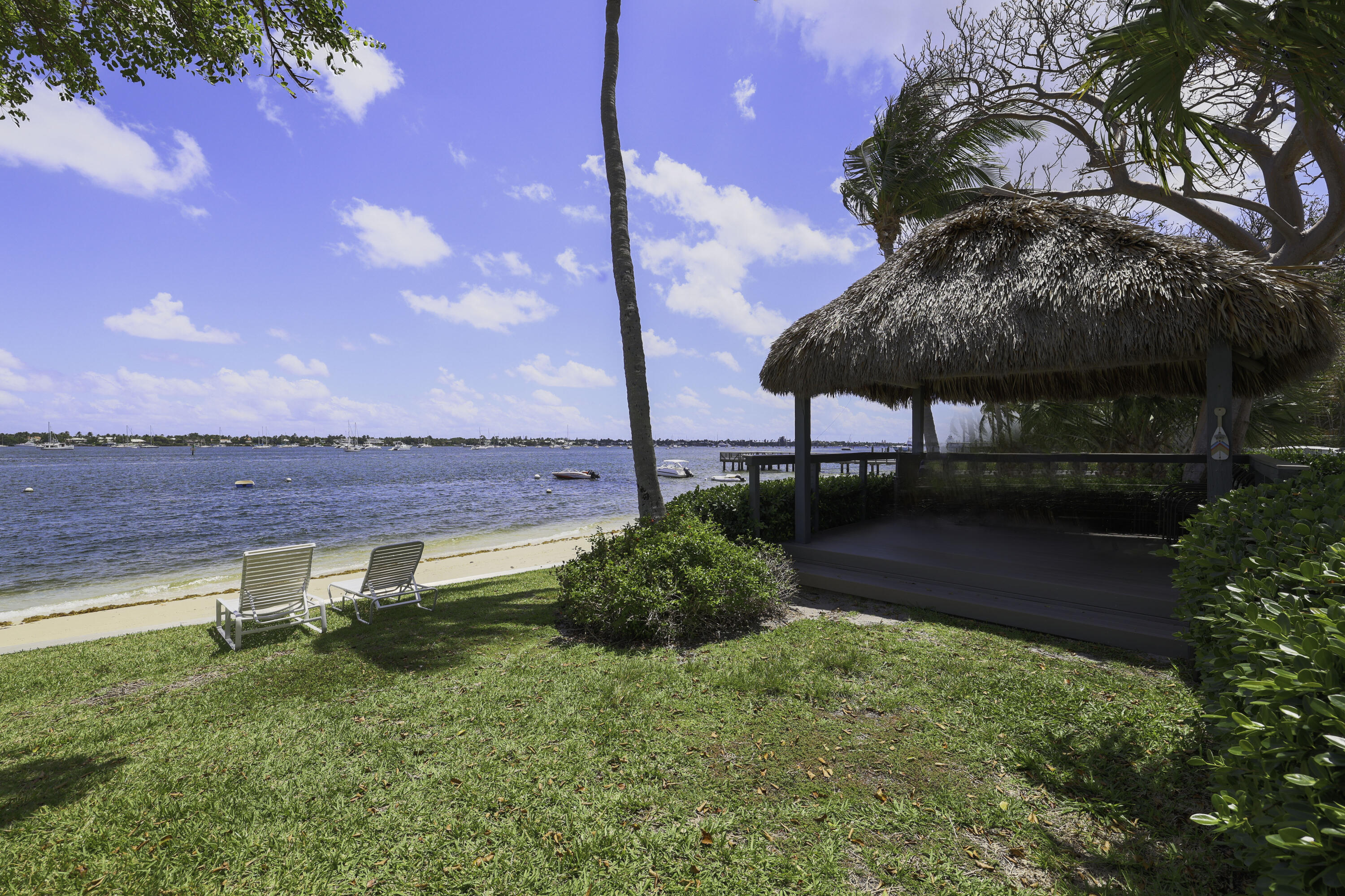 PALM BEACH HOUSE CONDO - Residential