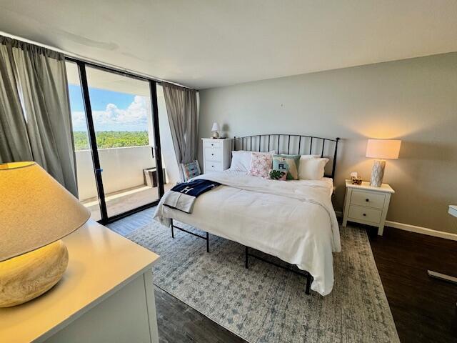 PALM BEACH HOUSE CONDO - Residential