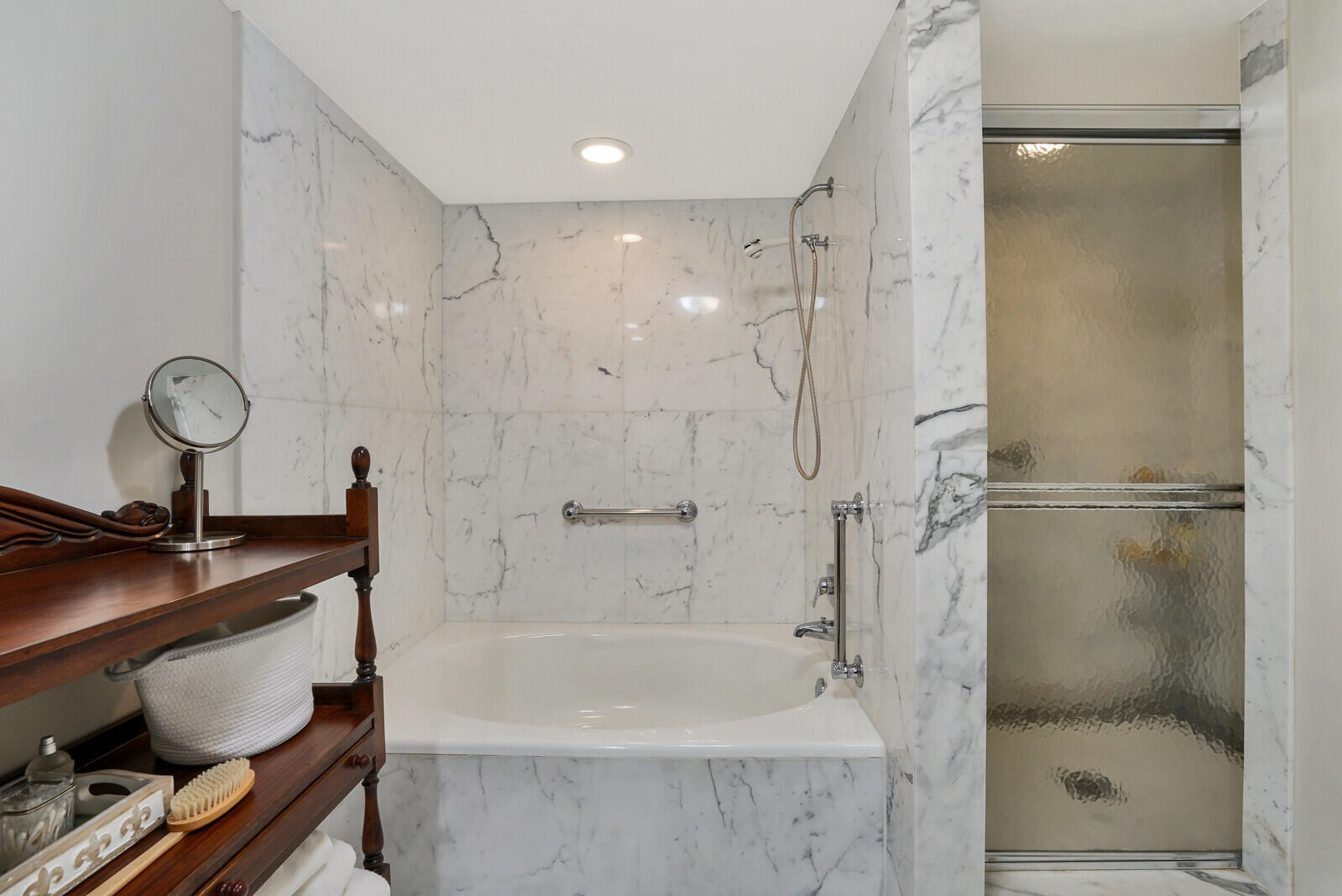 DALTON PLACE - Residential Lease