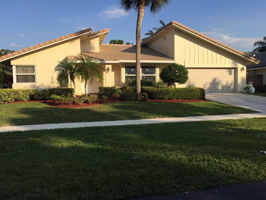 Photo of 7508 Chester Terrace, Boca Raton, FL 33433 (MLS # R11150304)