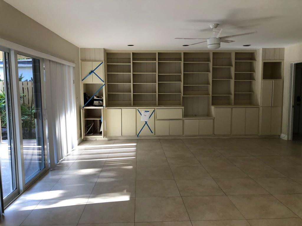 THORNHILL ESTATES - Residential Lease