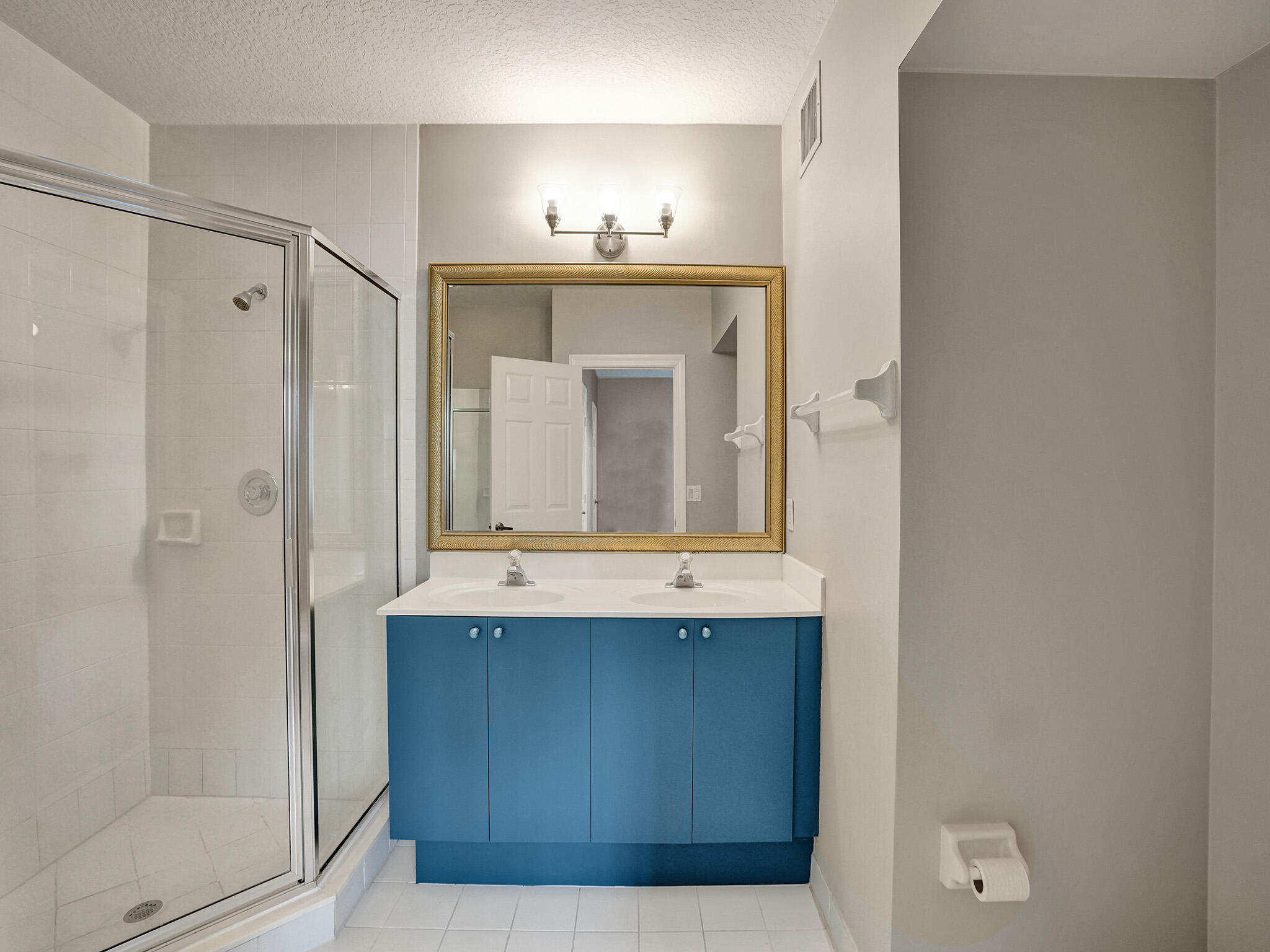 WAVERLY PLACE - Residential