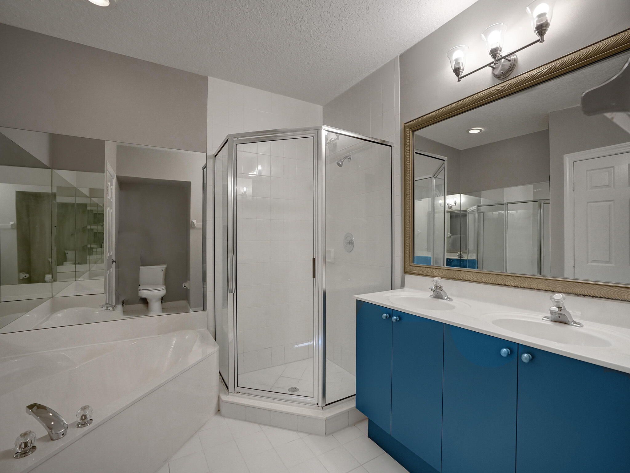 WAVERLY PLACE - Residential