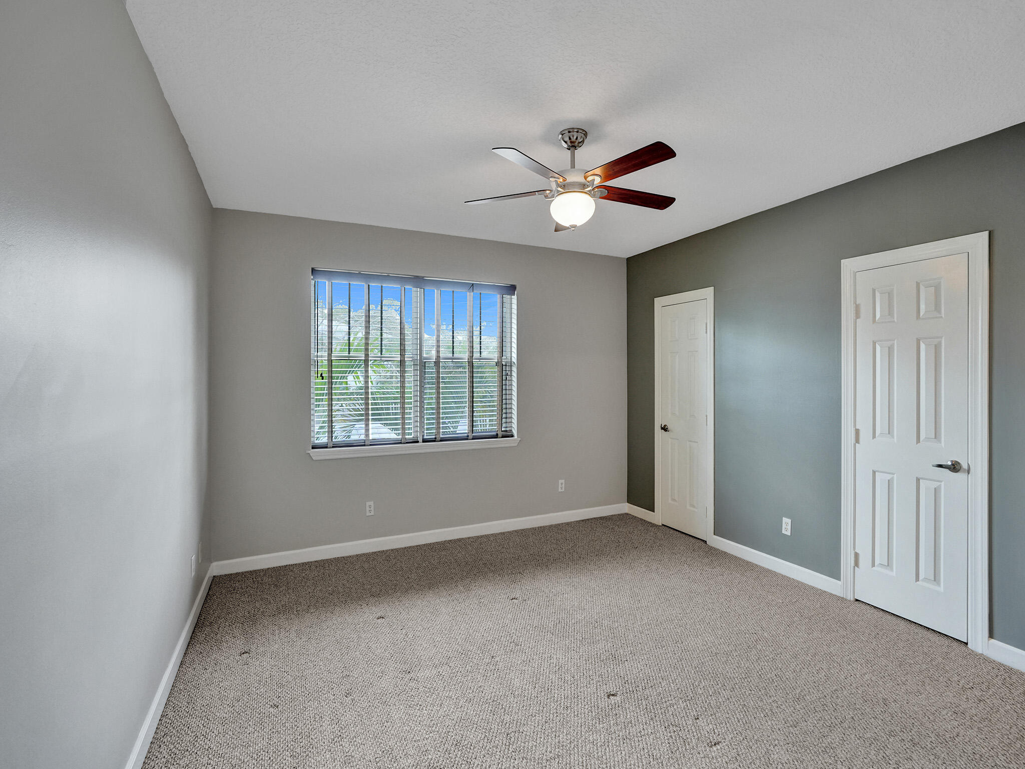 WAVERLY PLACE - Residential