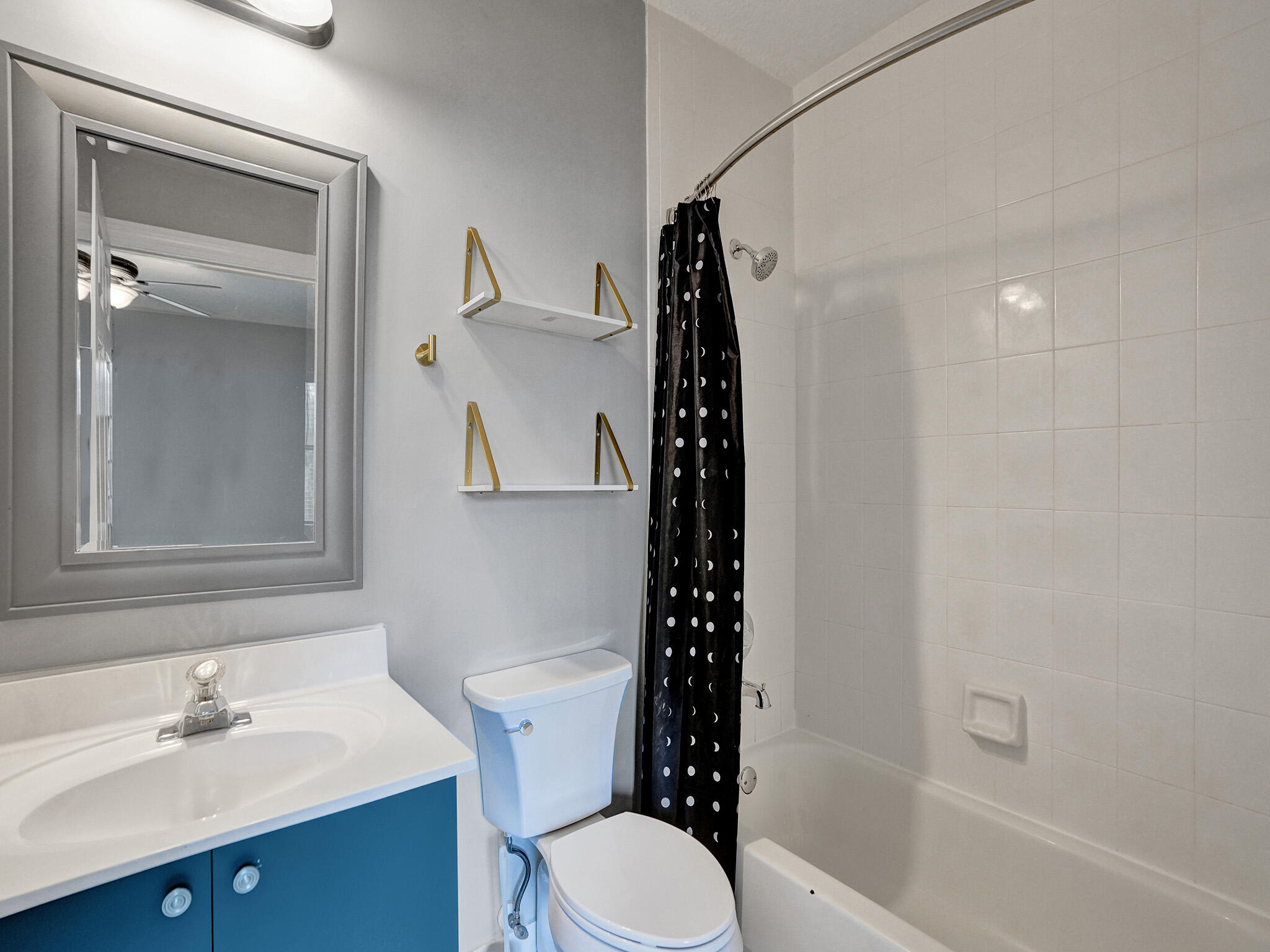 WAVERLY PLACE - Residential