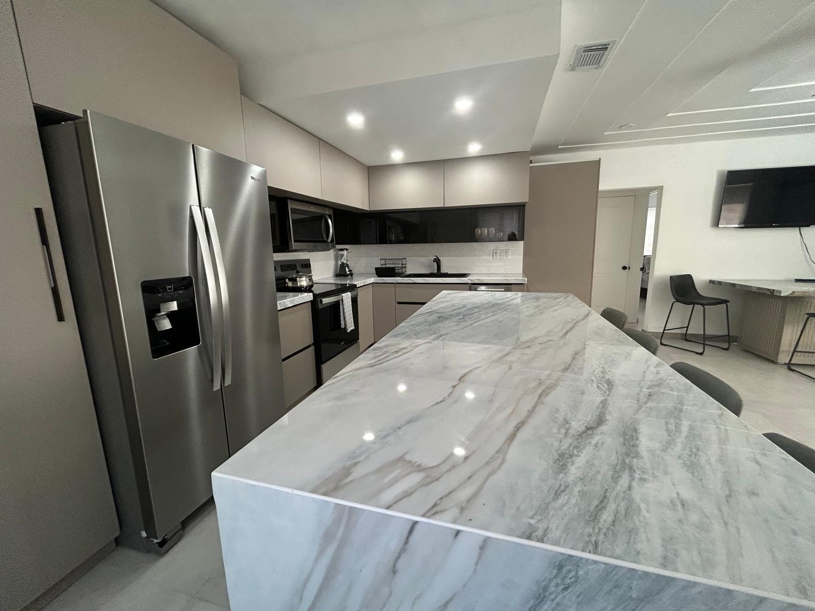 Lauderdale 2-9 D - Residential Lease