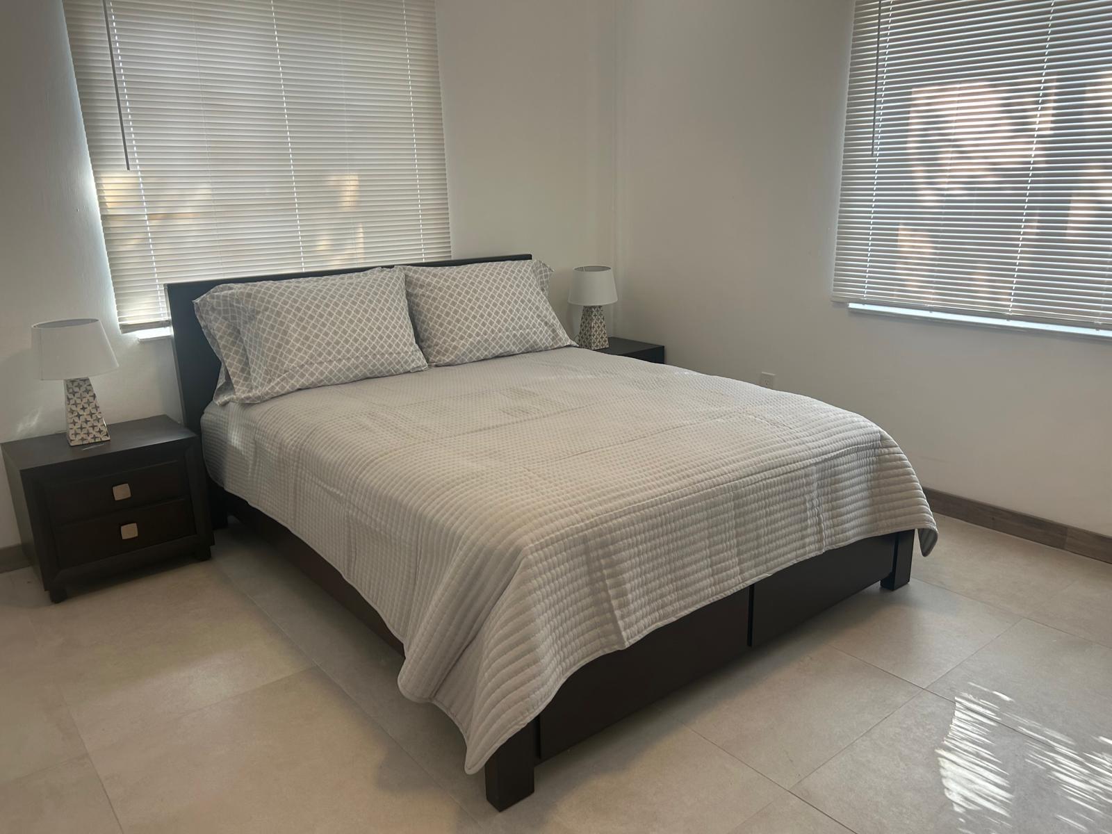 Lauderdale 2-9 D - Residential Lease