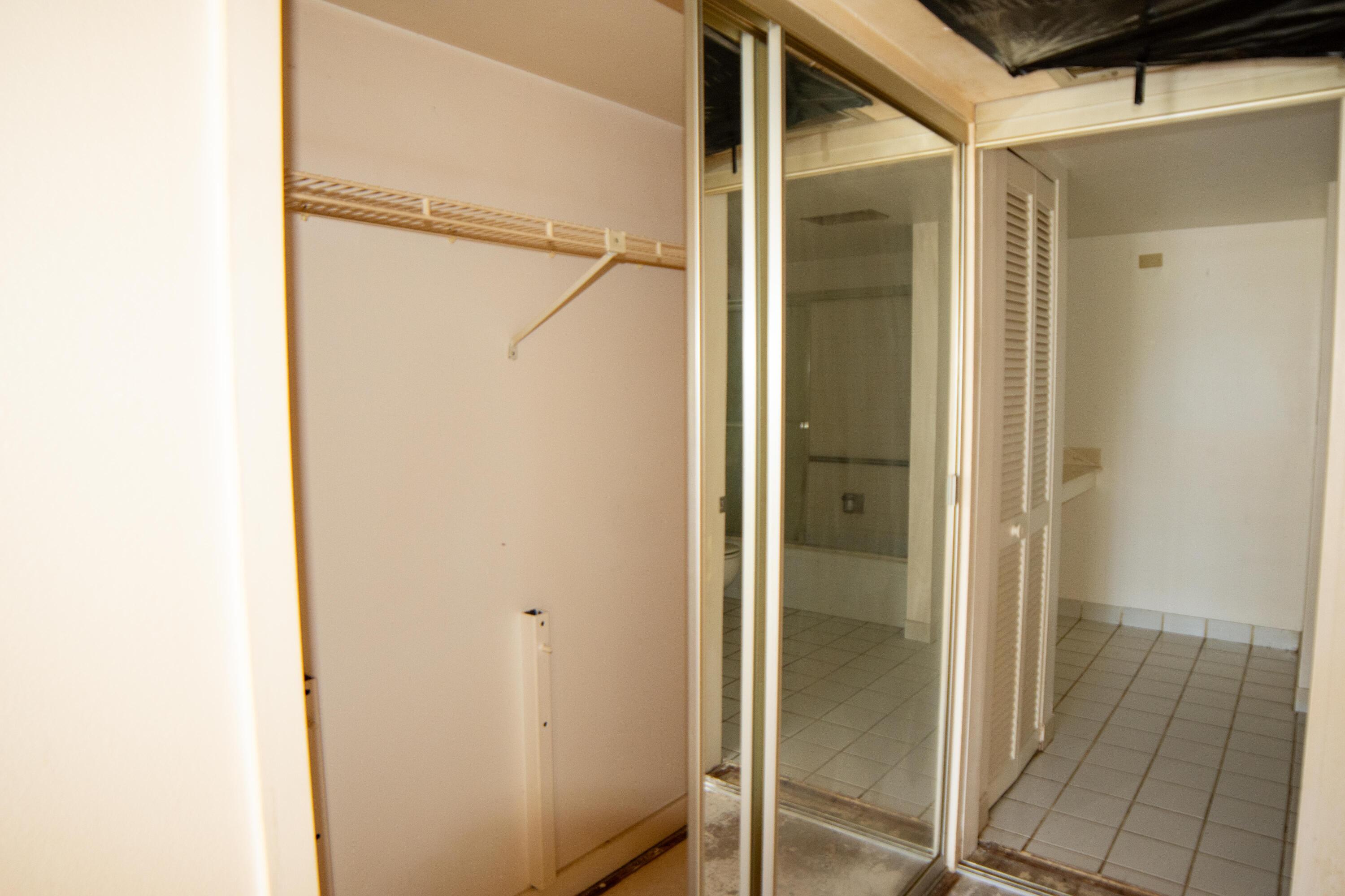 CRICKET CLUBHOUSE CONDO - Residential