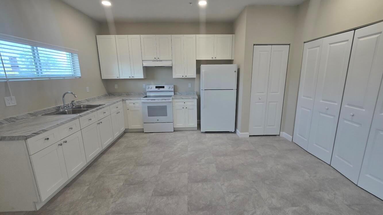 Palm Beach - Residential Lease