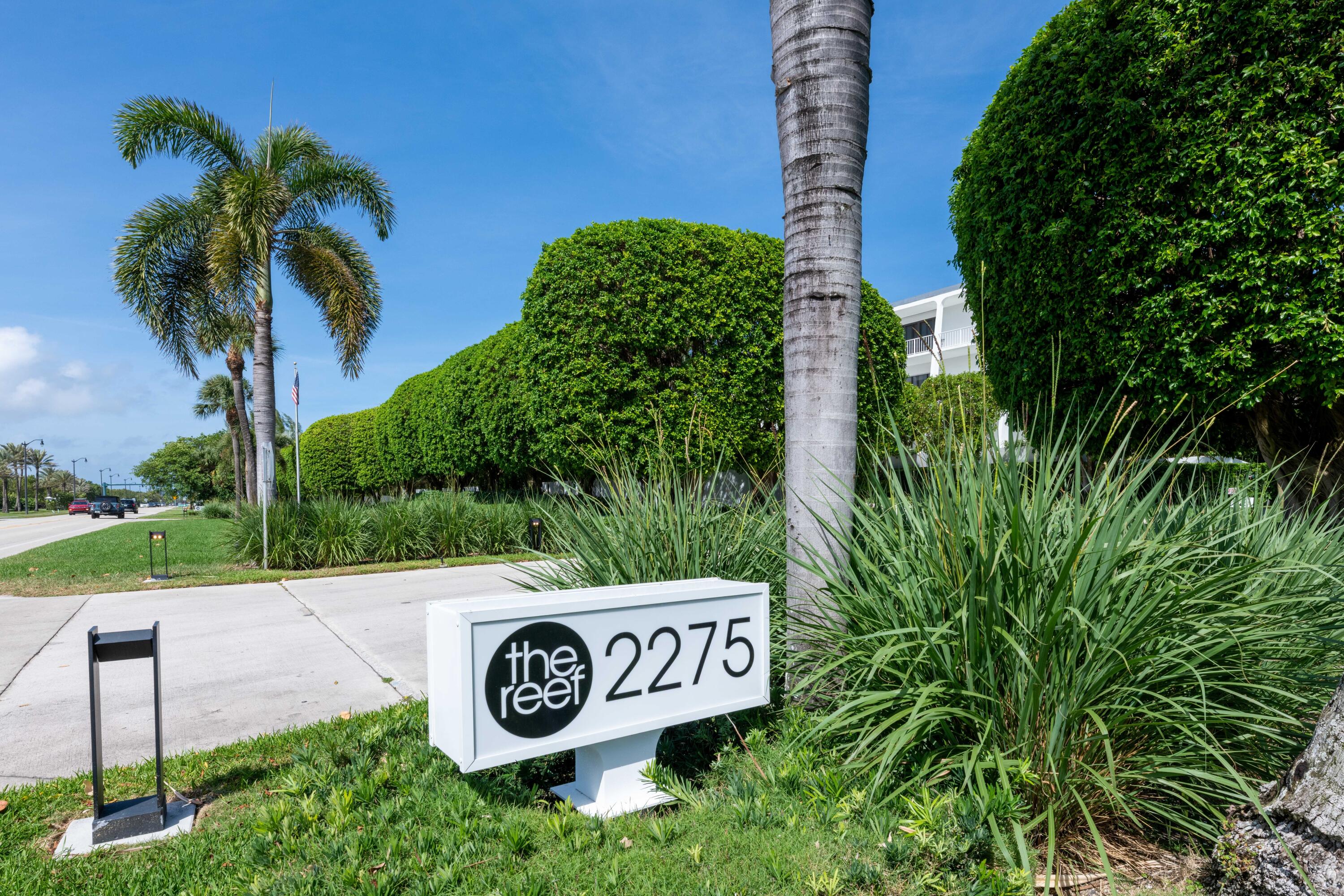 REEF CONDO - Residential