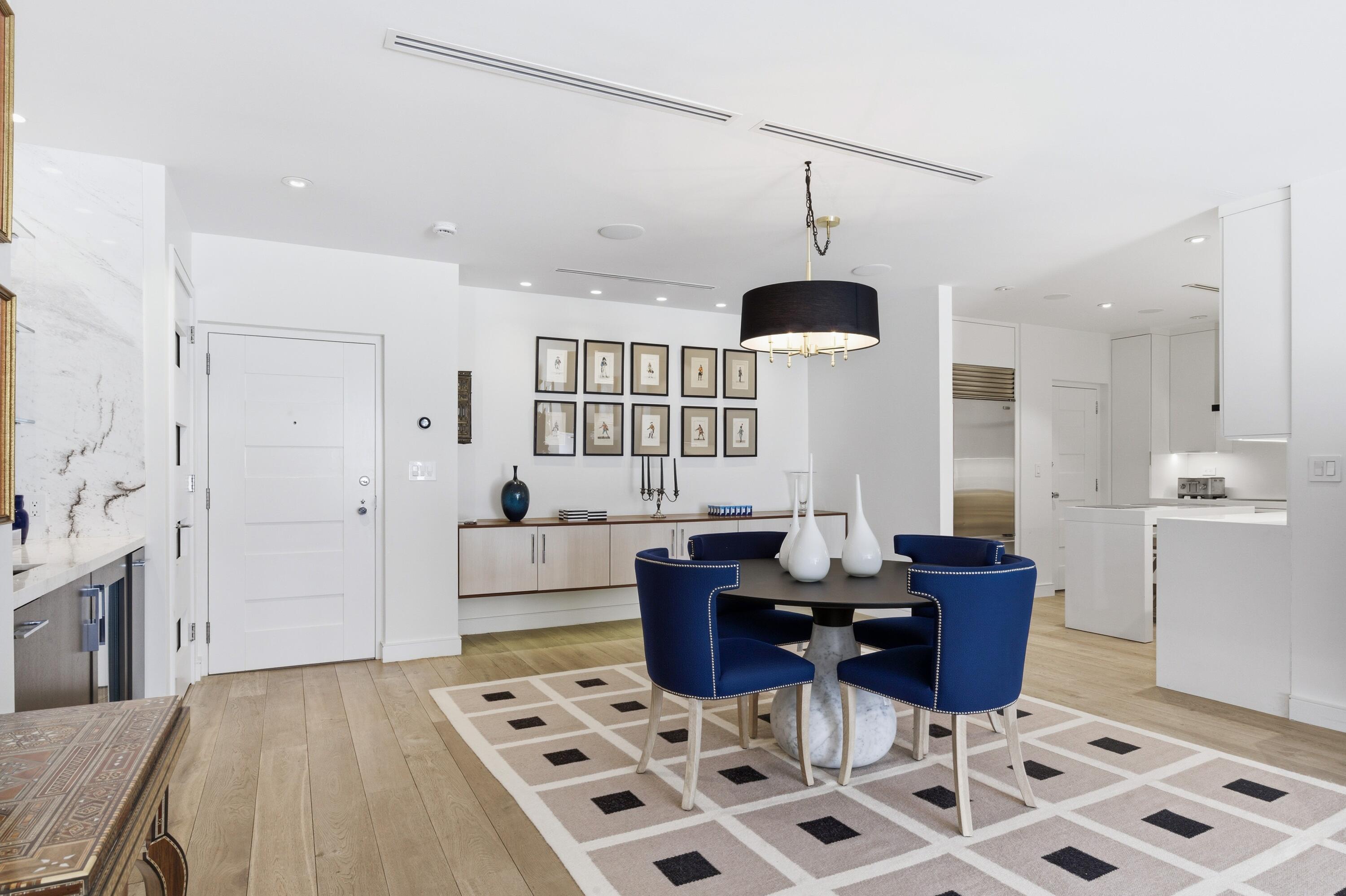 REEF CONDO - Residential