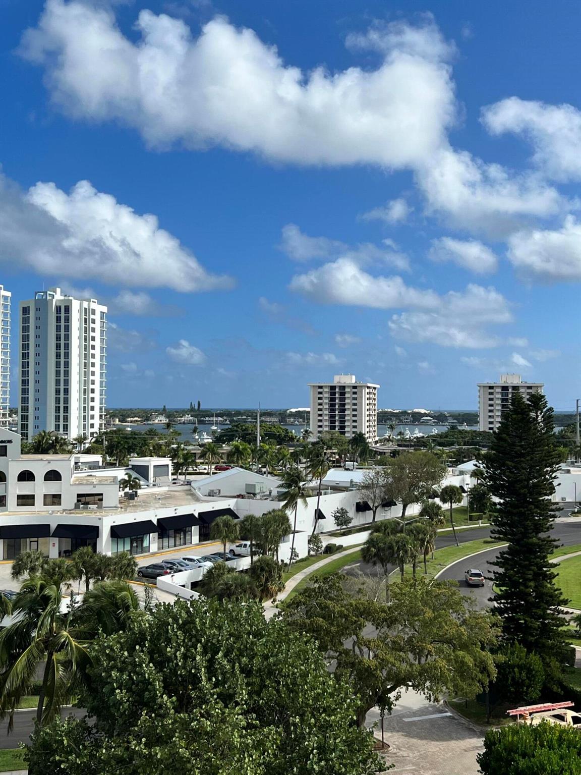 SEAMARK CONDO - Residential