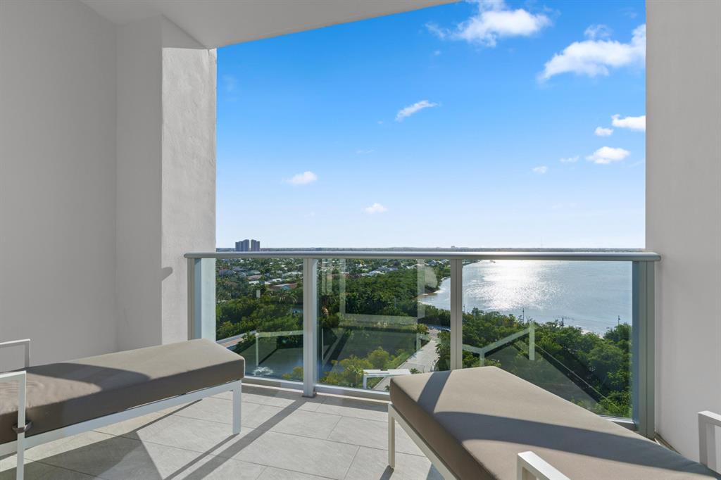 5000 NORTH OCEAN - Residential