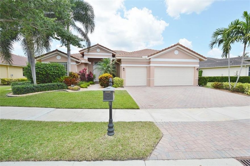 Enjoy a private, lush, backyard tropical oasis in this spectacular Savanna home! Desirable Charlotte model w/open floorplan, elegant, upgraded kitchen w/stainless appliances, 42" cabs.  Large Master, walk-in closets w/beautiful built-ins, Master Bath: dual sink/cabinets, linen closet. Huge FR. 13,484 sf fenced lot; solar panels, newer A/C, marble floors in LA, Pergo, alarm. Pressured cleaned, freshly painted exterior, Accordion shutters, some impact glass, new carriage lights, huge salt, heated pool/spa!