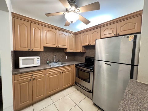 Tiny photo for 4023 Berkshire B #4023, Deerfield Beach, FL 33442 (MLS # B26082674)