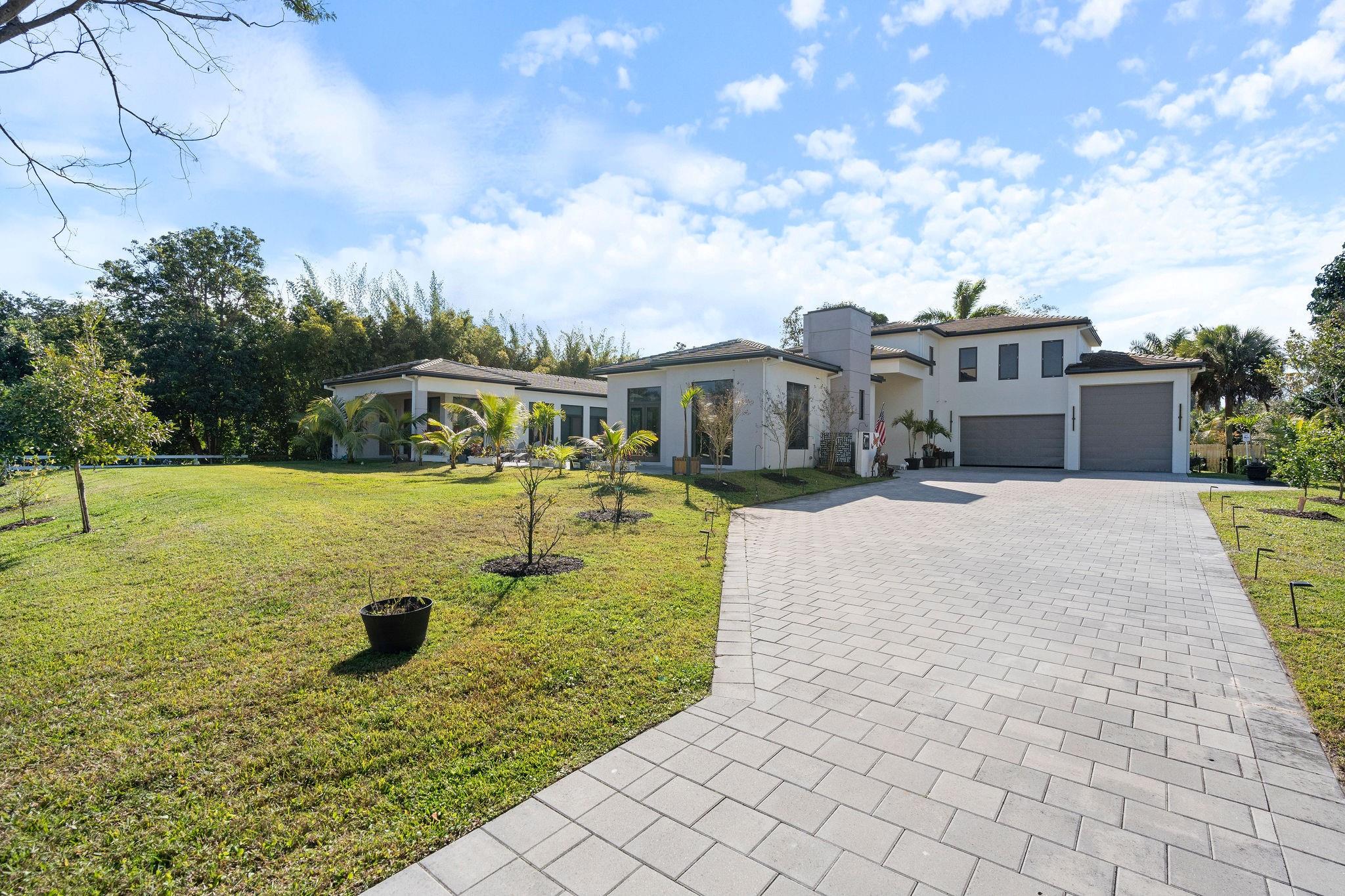 13500 Stirling Rd
