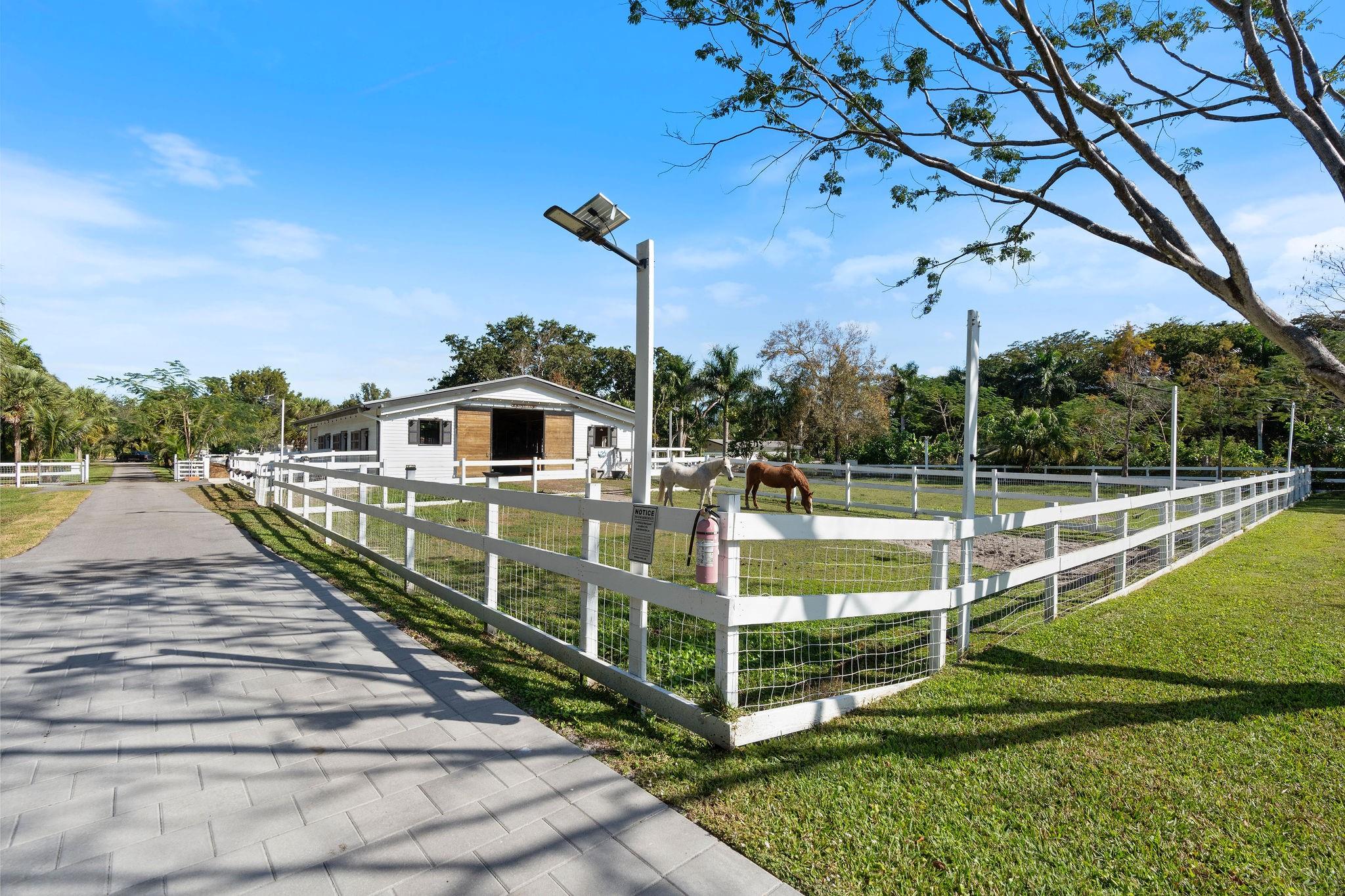 Everglades Sugar & Land C - Residential