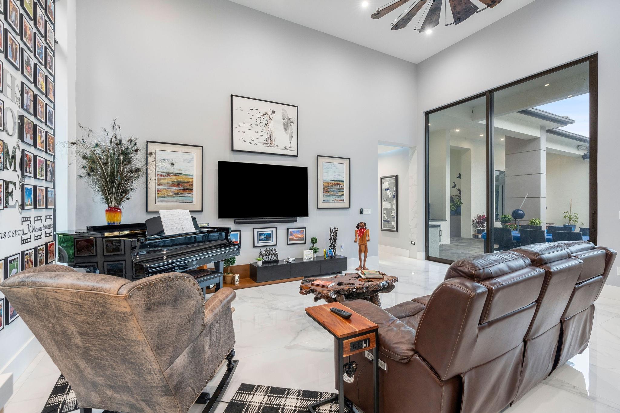 Everglades Sugar & Land C - Residential