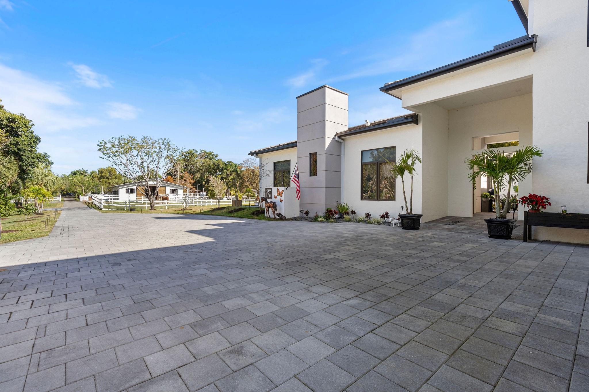 Everglades Sugar & Land C - Residential