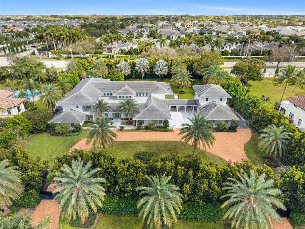 Photo of 17552 Fieldbrook Circle E, Boca Raton, FL 33496 (MLS # B26005702)