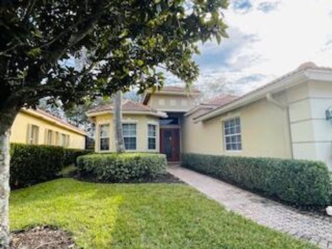 A home in Port St Lucie