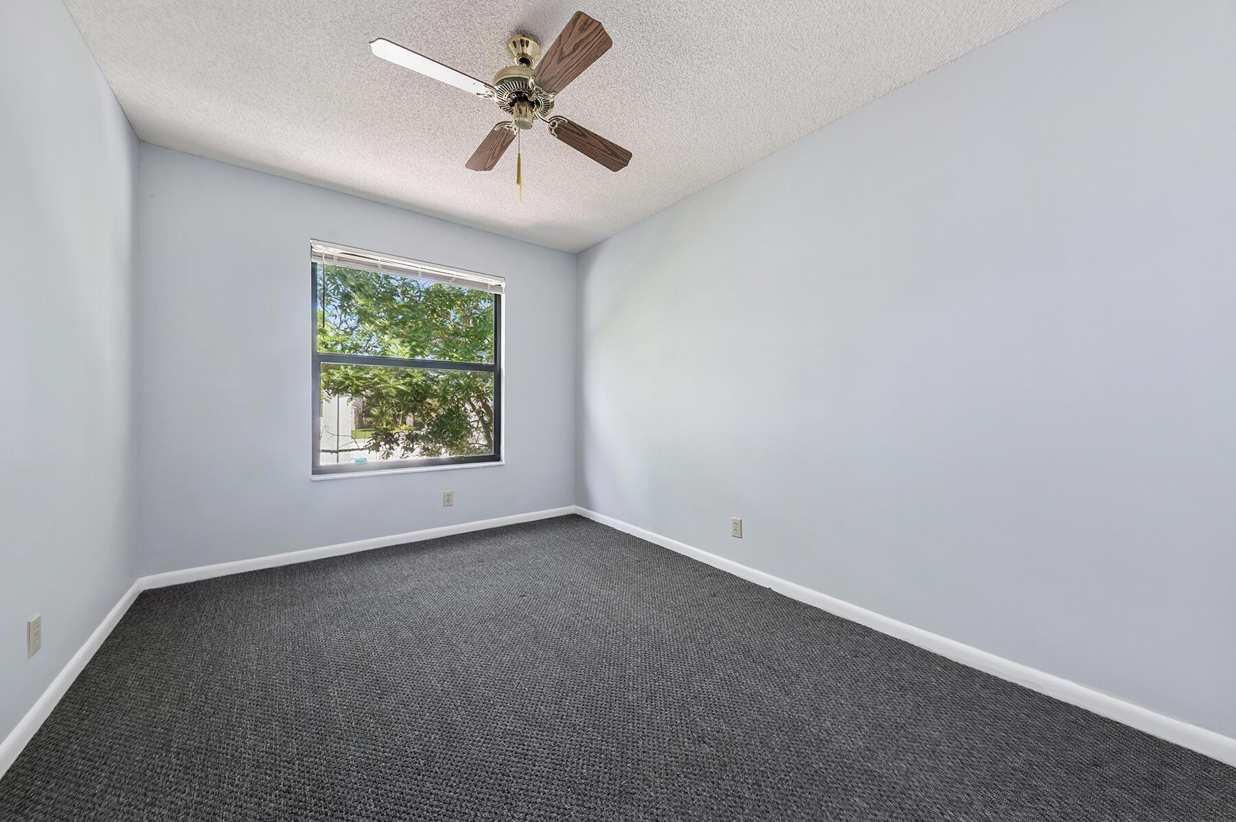 Lakes of Tara West - Residential