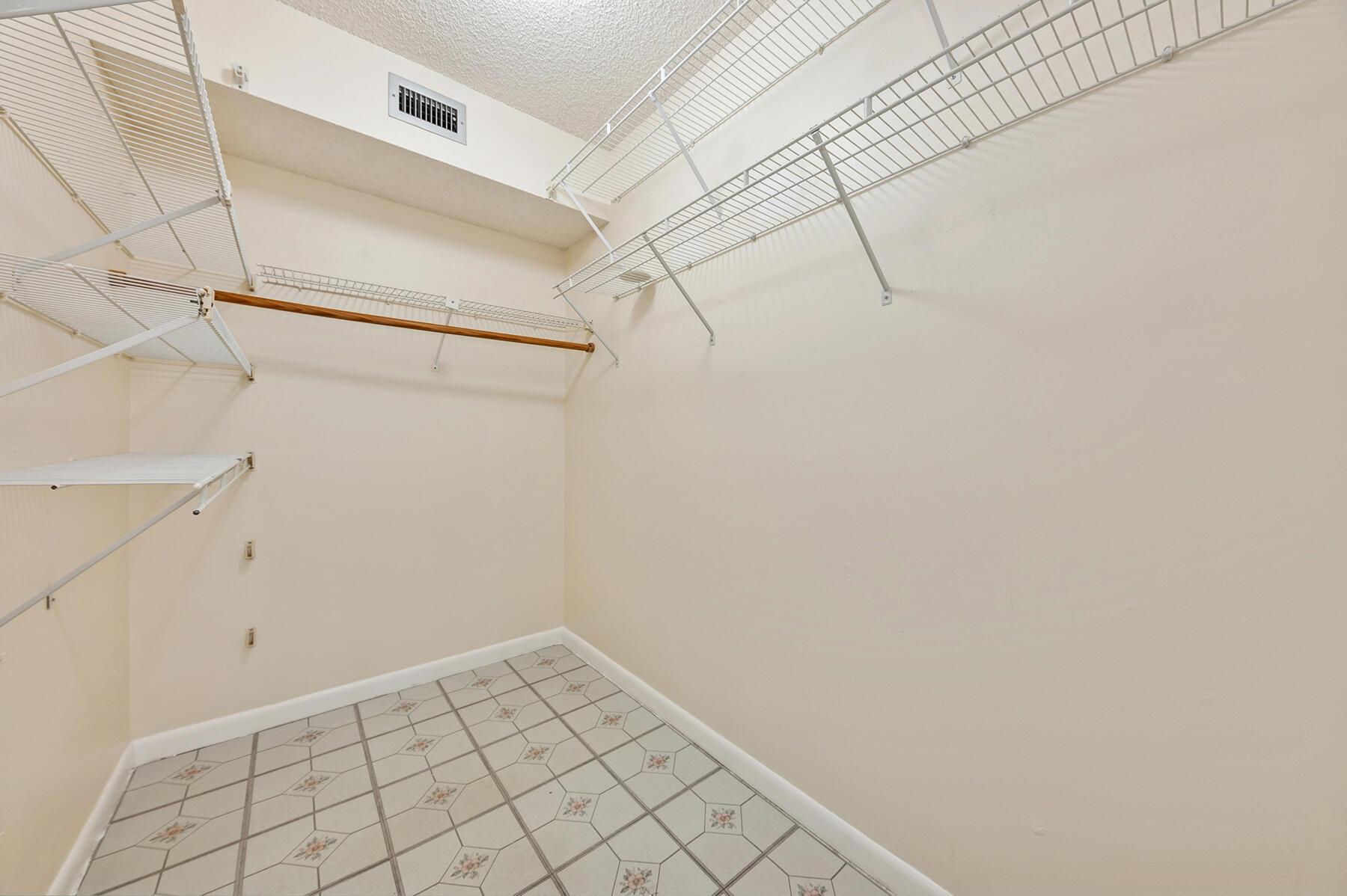 Lakes of Tara West - Residential