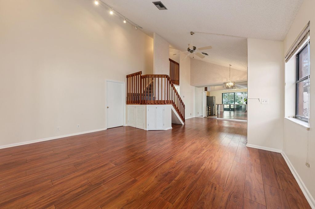 Photo of 80 Tara Lakes Drive W, Boynton Beach, FL 33436 (MLS # R11133292)
