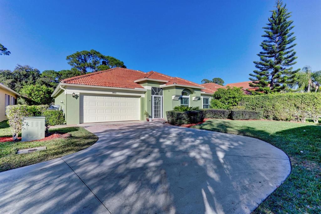 Photo of 3023 Casa Rio Court, Palm Beach Gardens, FL 33418 (MLS # R10686613)