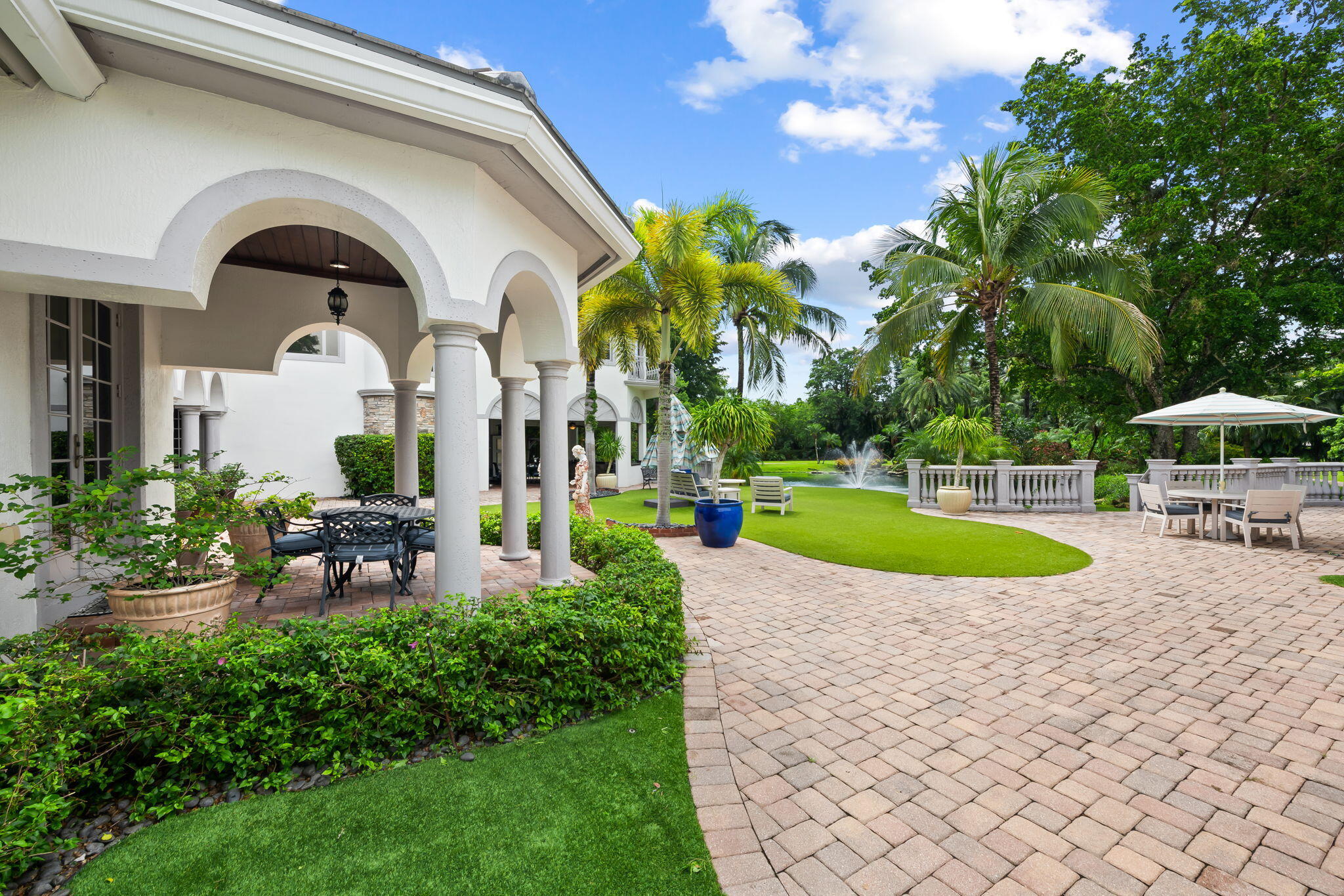 8950 NW 70th Ct, Parkland, FL, 33067, USA, 6 Bedrooms Bedrooms, ,8 BathroomsBathrooms,Residential,Active,8950 NW 70th Ct,B26044709