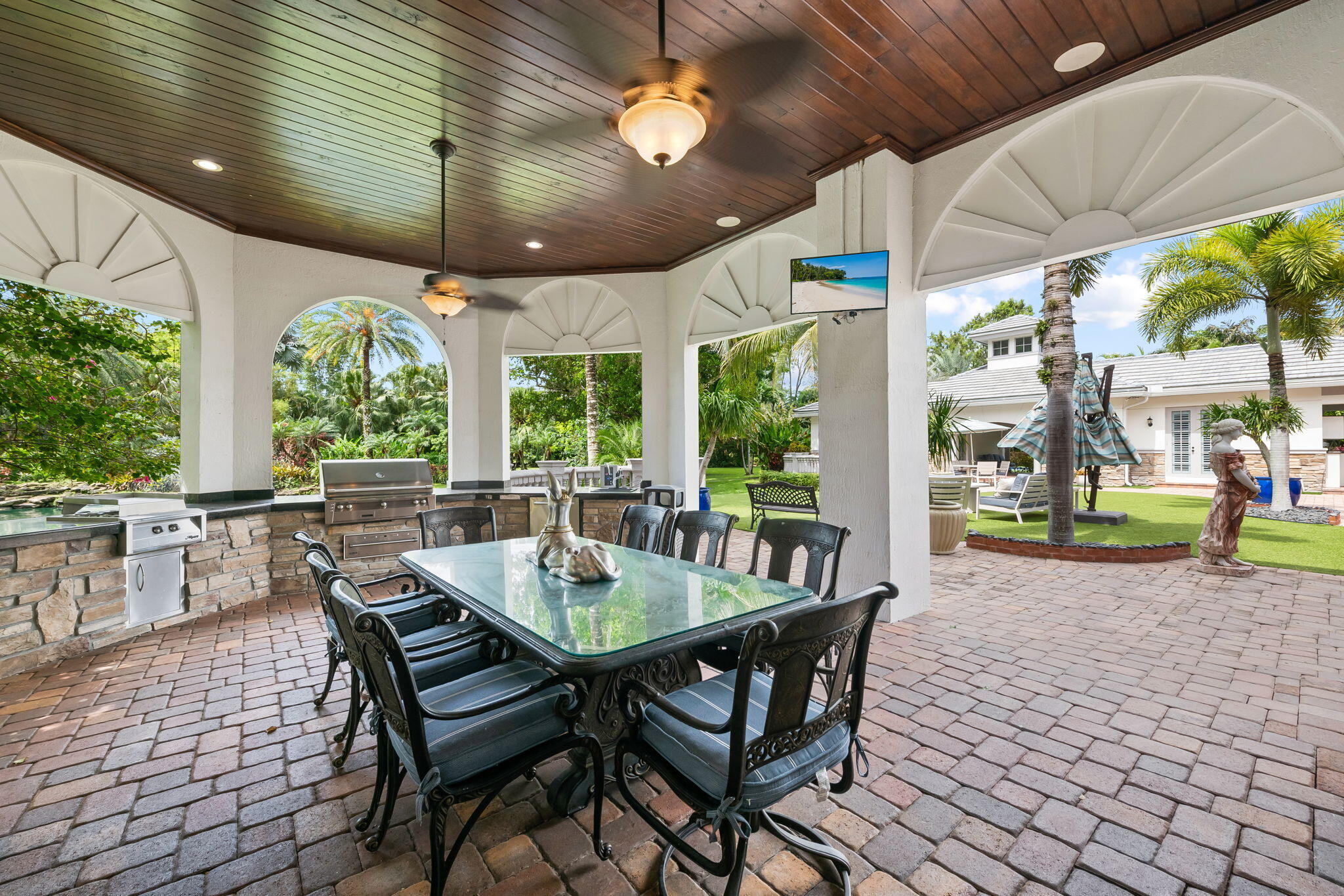 8950 NW 70th Ct, Parkland, FL, 33067, USA, 6 Bedrooms Bedrooms, ,8 BathroomsBathrooms,Residential,Active,8950 NW 70th Ct,B26044709