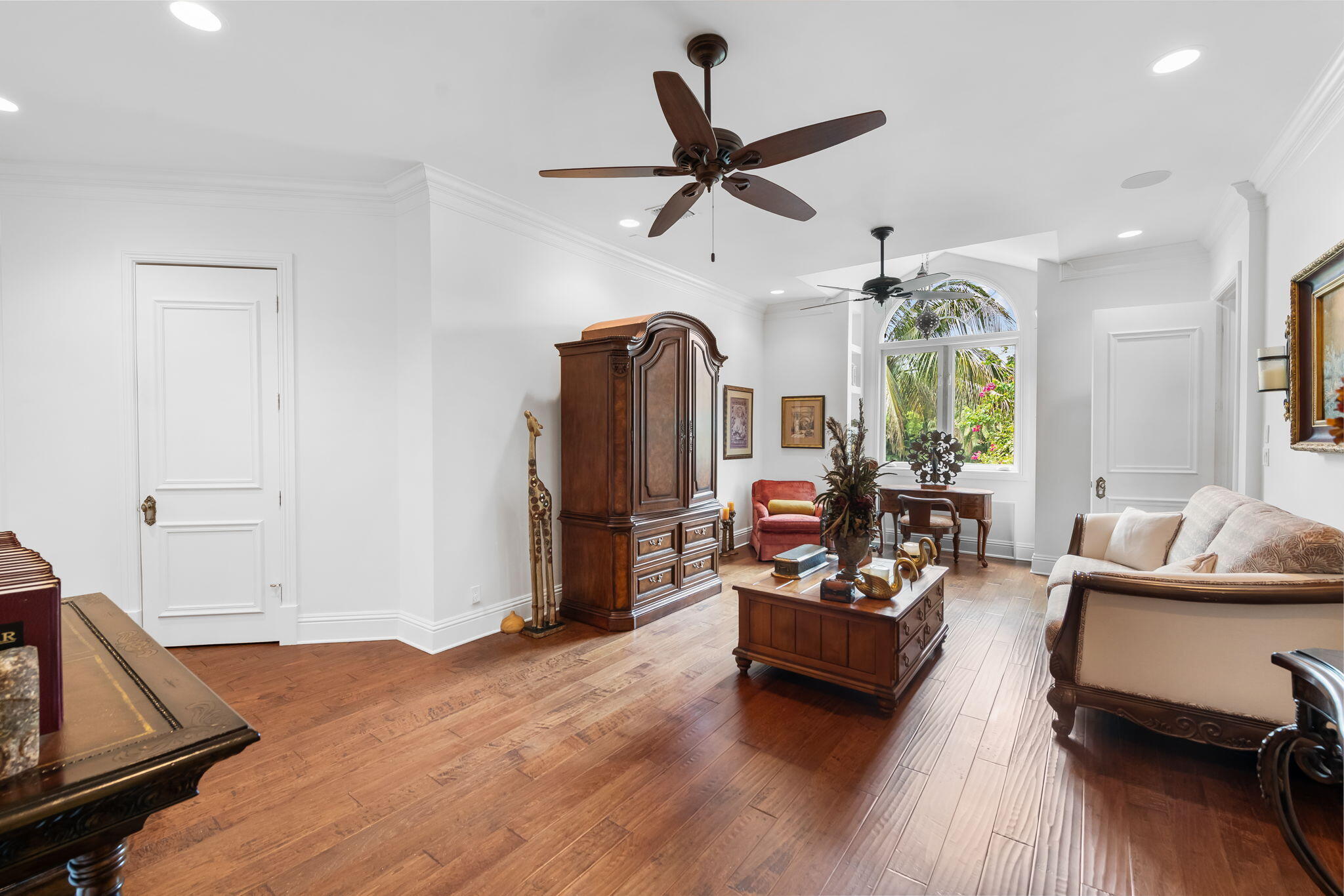 8950 NW 70th Ct, Parkland, FL, 33067, USA, 6 Bedrooms Bedrooms, ,8 BathroomsBathrooms,Residential,Active,8950 NW 70th Ct,B26044709