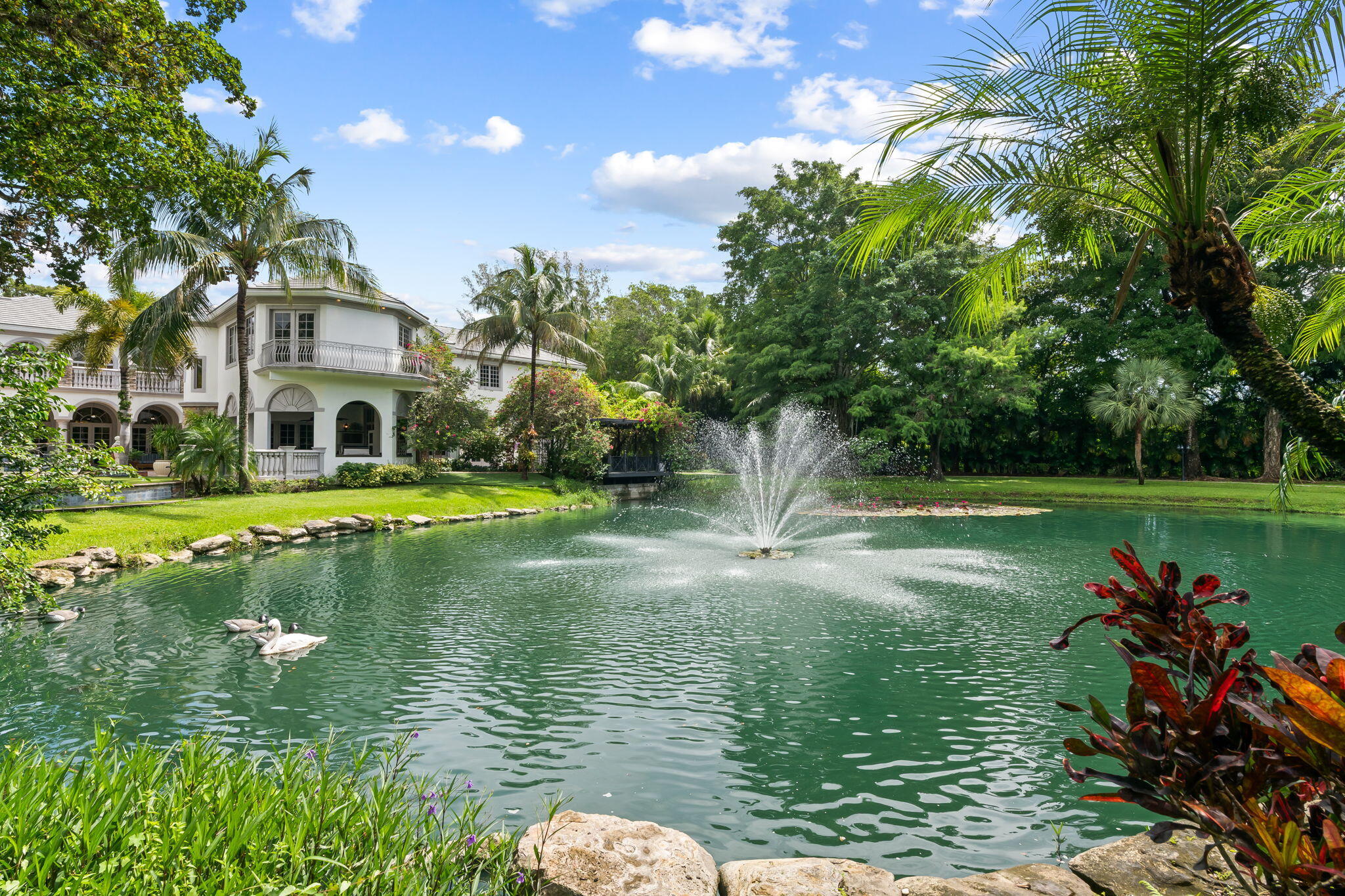 8950 NW 70th Ct, Parkland, FL, 33067, USA, 6 Bedrooms Bedrooms, ,8 BathroomsBathrooms,Residential,Active,8950 NW 70th Ct,B26044709