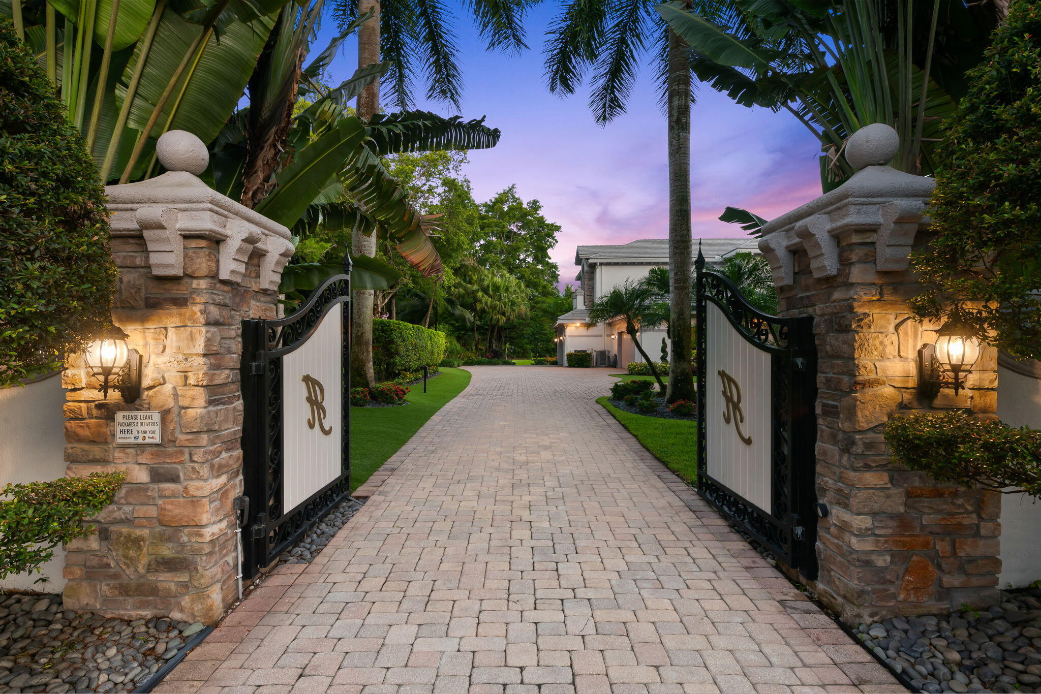 8950 NW 70th Ct, Parkland, FL, 33067, USA, 6 Bedrooms Bedrooms, ,8 BathroomsBathrooms,Residential,Active,8950 NW 70th Ct,B26044709