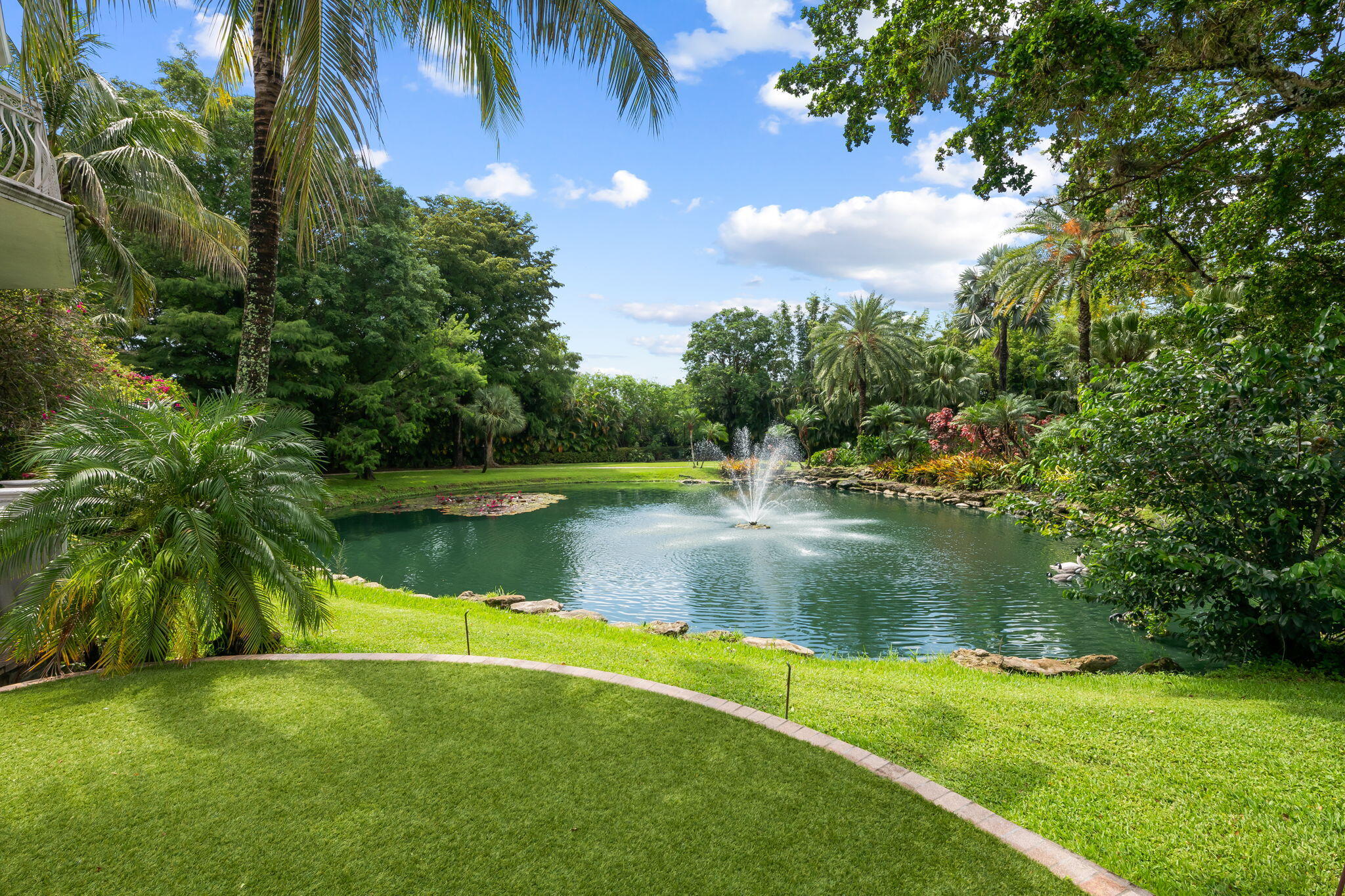 8950 NW 70th Ct, Parkland, FL, 33067, USA, 6 Bedrooms Bedrooms, ,8 BathroomsBathrooms,Residential,Active,8950 NW 70th Ct,B26044709