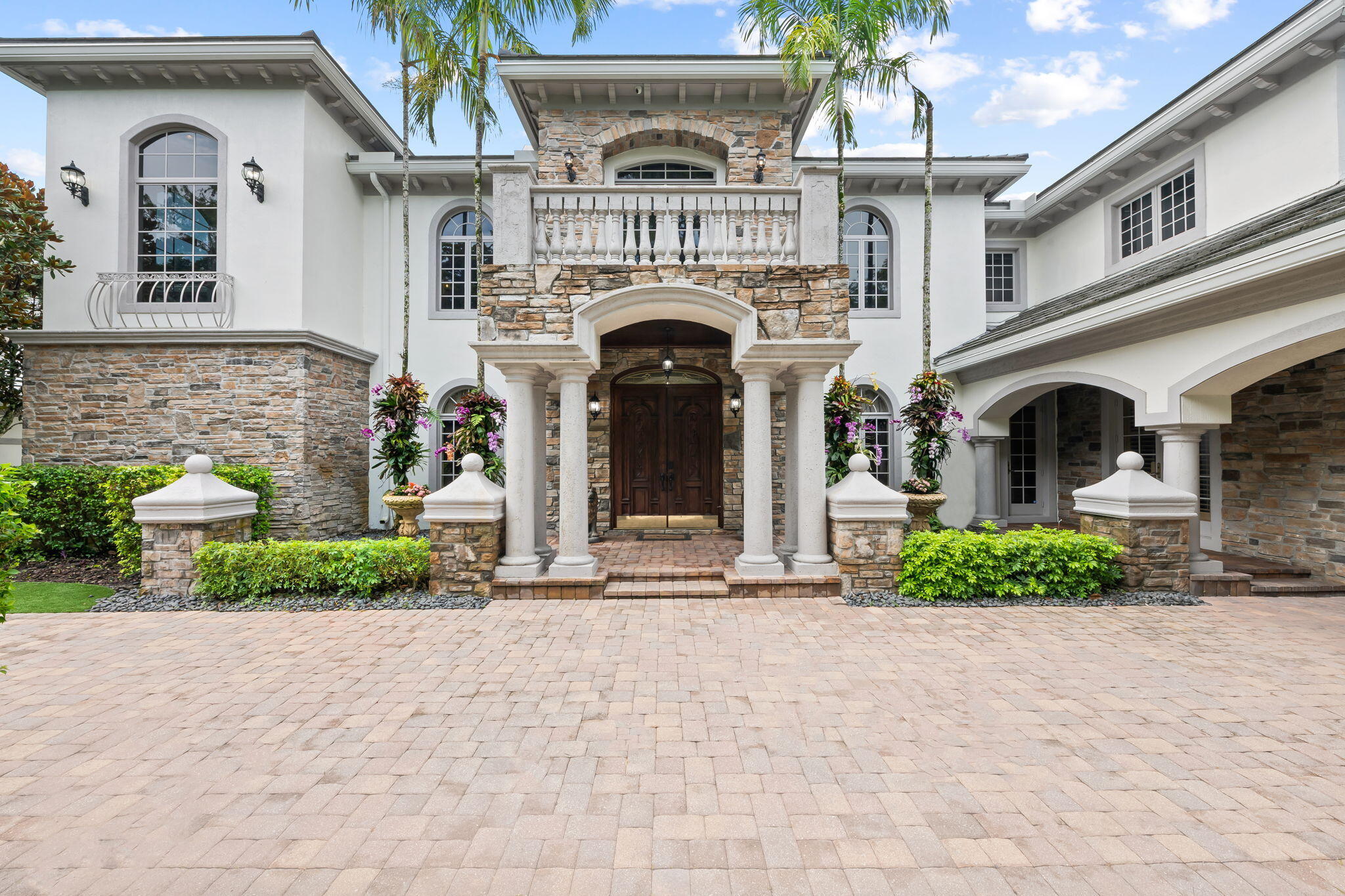 8950 NW 70th Ct, Parkland, FL, 33067, USA, 6 Bedrooms Bedrooms, ,8 BathroomsBathrooms,Residential,Active,8950 NW 70th Ct,B26044709