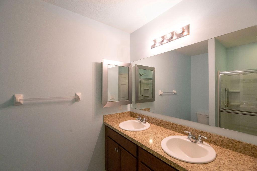 Victoria Parc The Manors - Residential