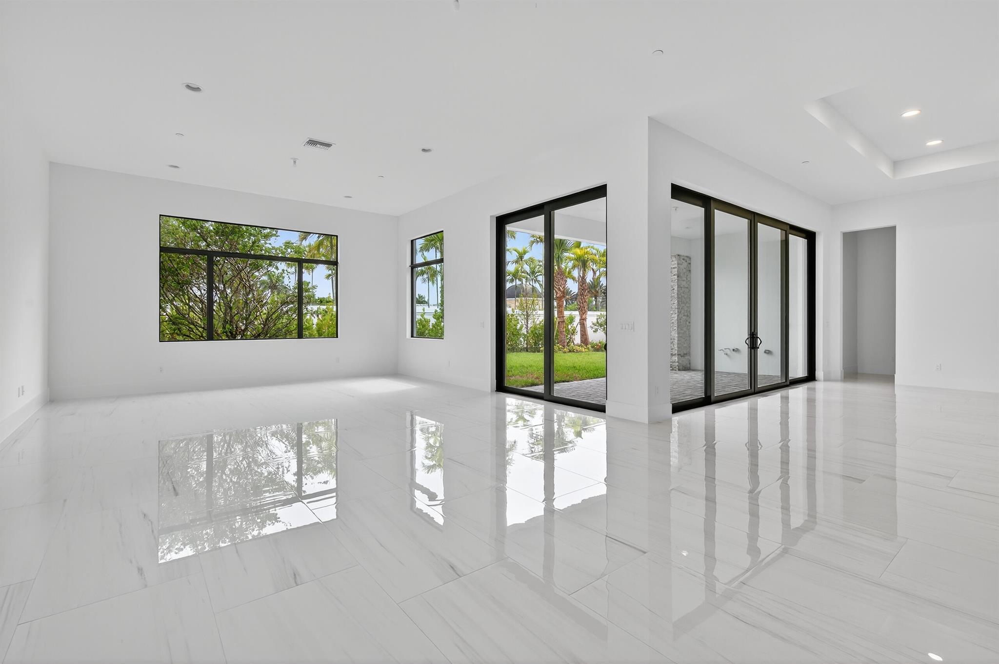 9144 Coral Isles Circle