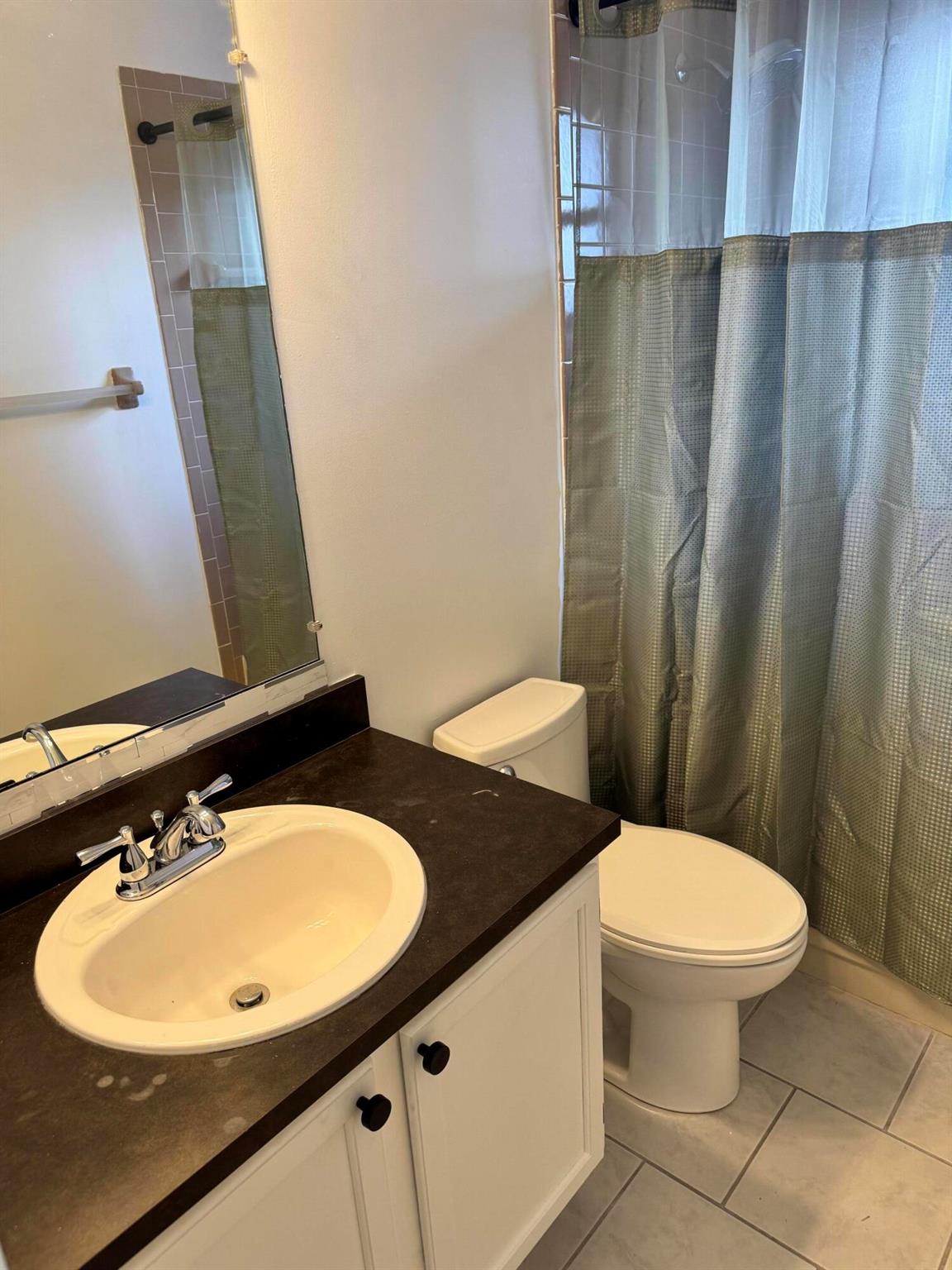 PORT ST LUCIE SECTION 13 - Residential Lease