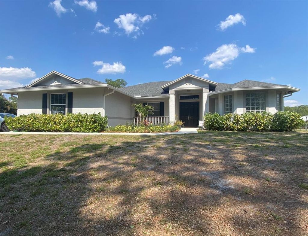 Photo of 11075 150th Court N, Jupiter, FL 33478 (MLS # R10872680)