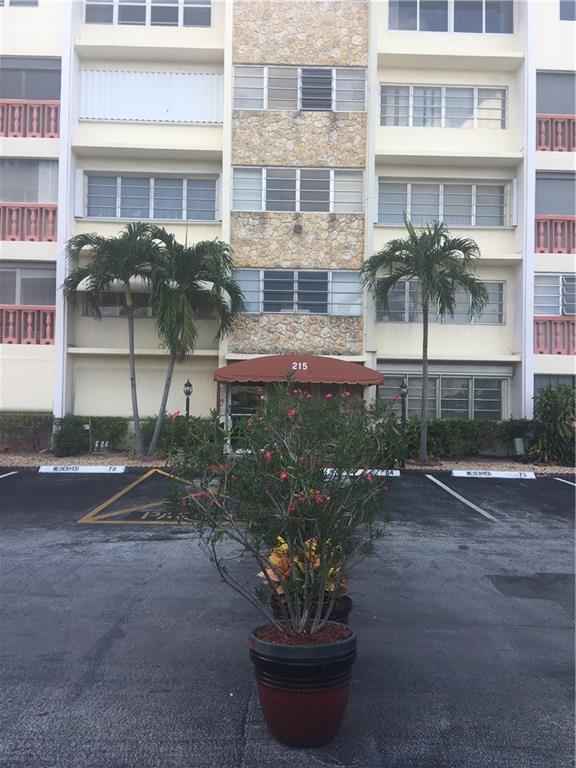 FIRST GULFSTREAM GARDENS - Residential