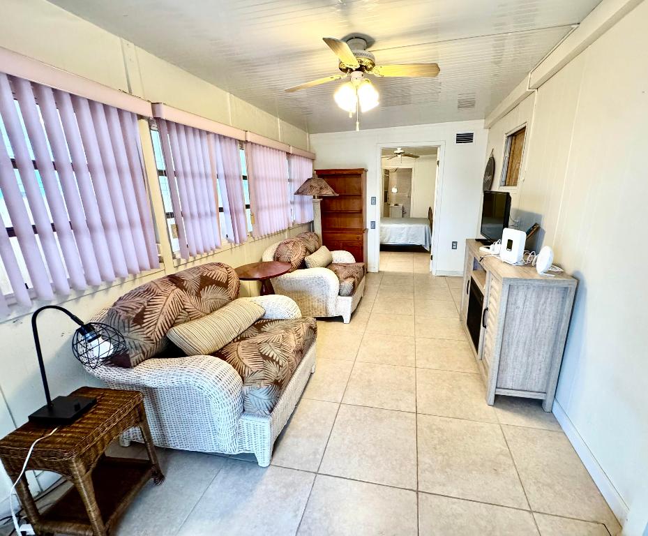 PINE GROVE VILLAGE - Residential