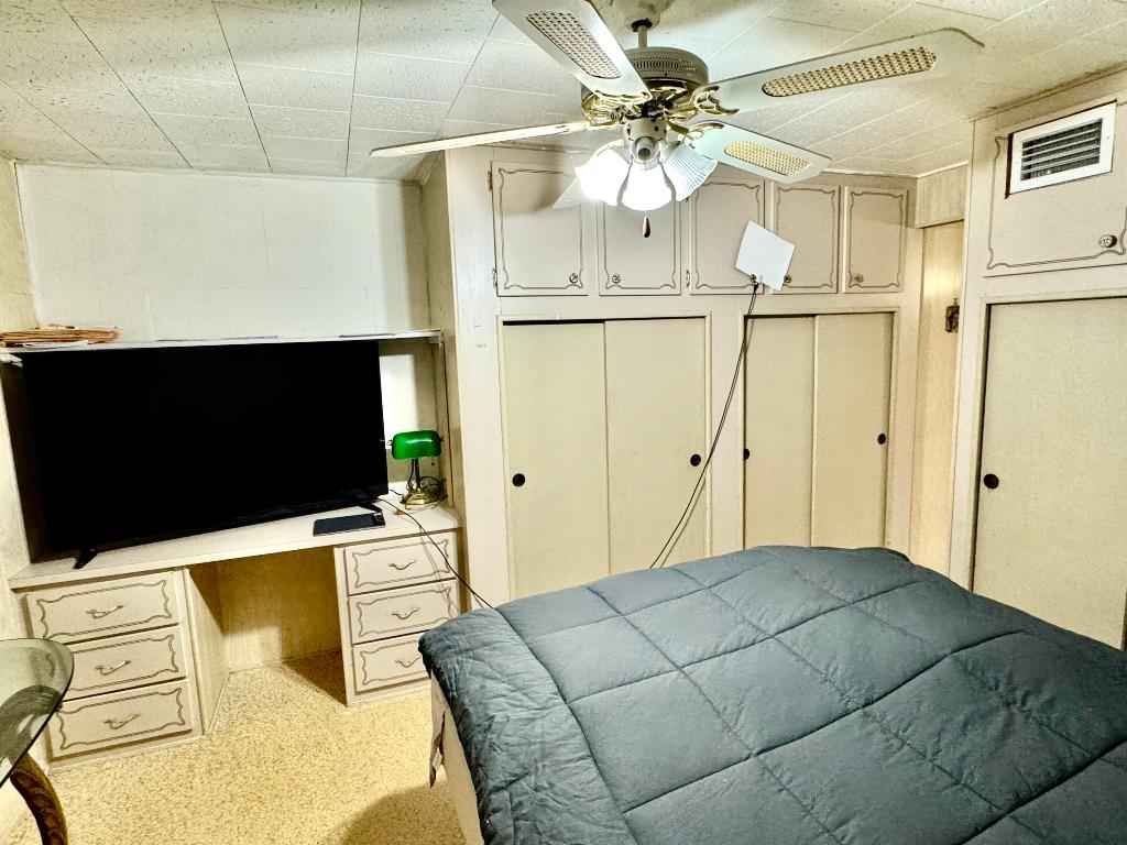 PINE GROVE VILLAGE - Residential