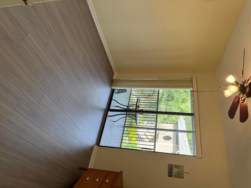 ASHMONT - Residential