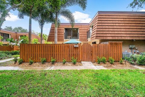 2428 24th Court Jupiter FL 33477