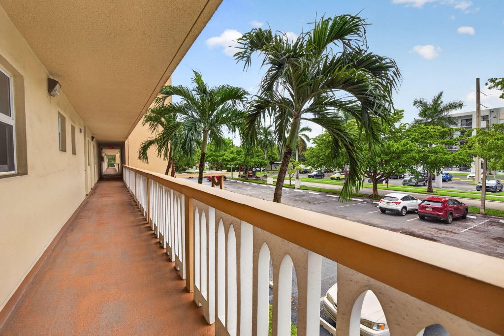 Photo of 620 NE 12th Avenue #202, Hallandale Beach, FL 33009 (MLS # B26080470)