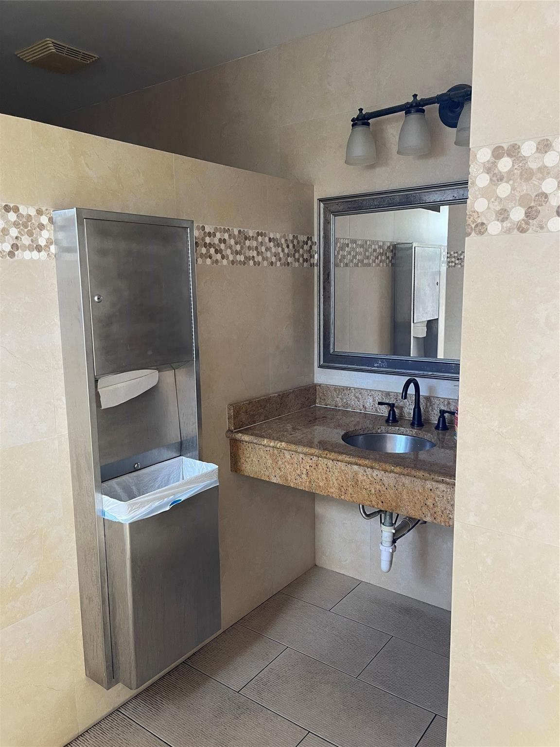 Boca Pointe Condo 11 - Residential Lease