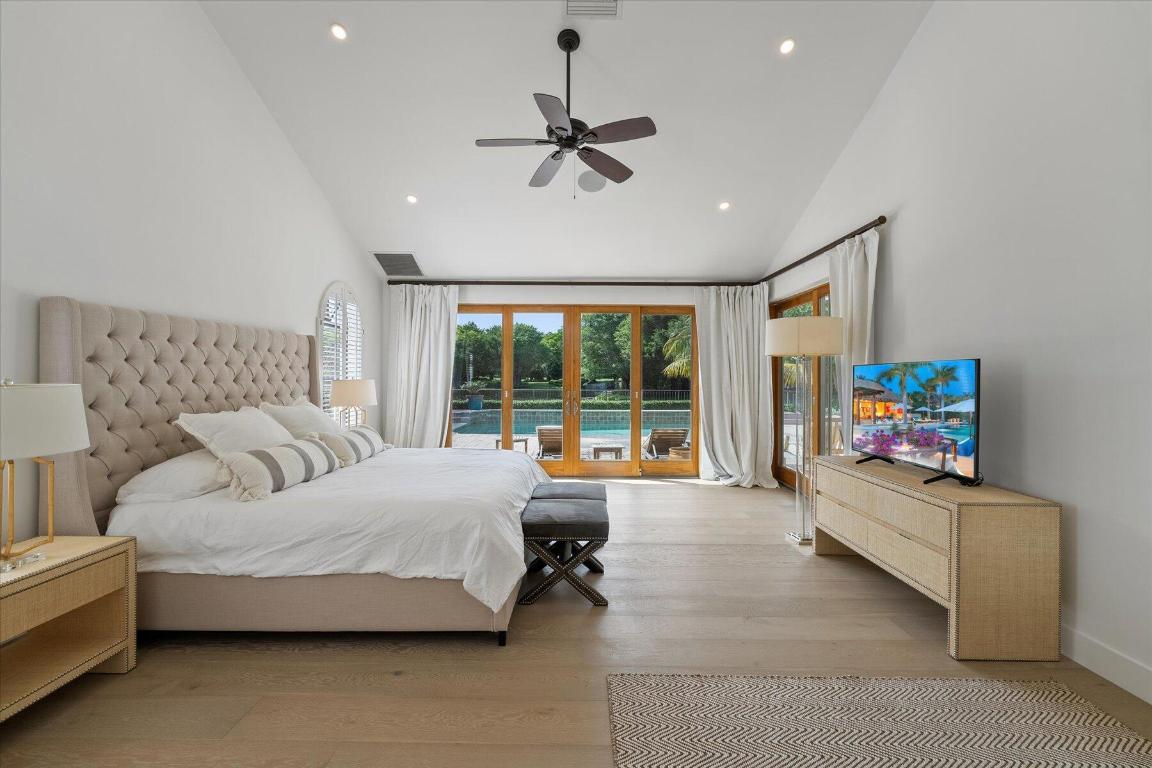 BENT CYPRESS - Residential