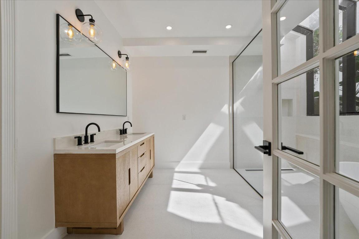 BENT CYPRESS - Residential